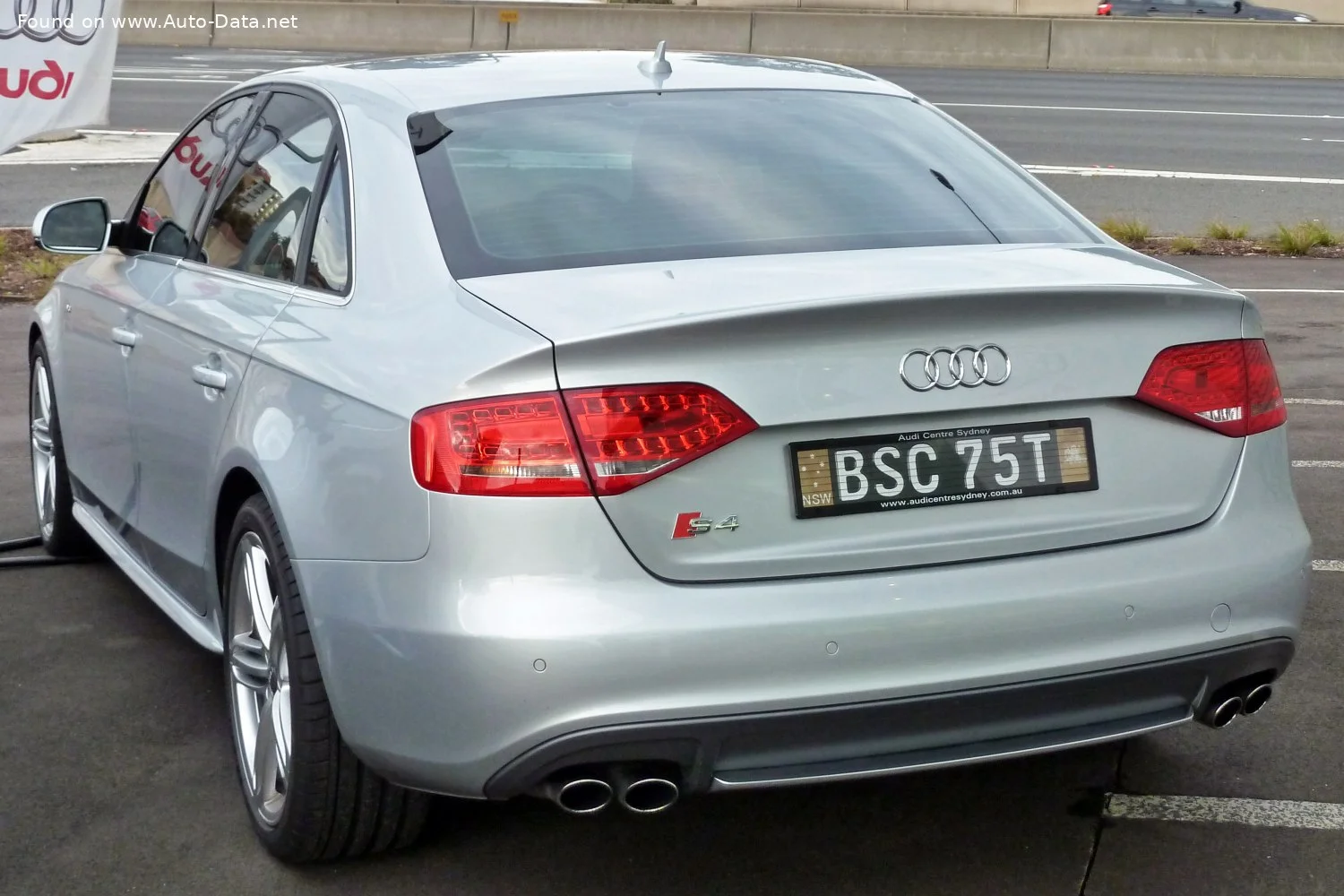 Audi S4 3.0 TFSI V6 (333 Hp) quattro2009 - 2011 thumbnail 2