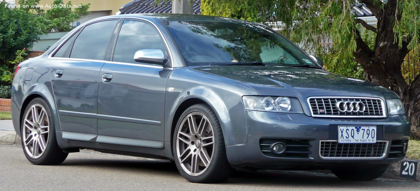 Audi S4 Audi S4 (8E,B6)