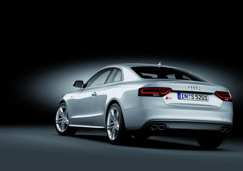 Audi S5 3.0 TFSI V6 (333 Hp) quattro S tronic2011 - 2014 thumbnail 2