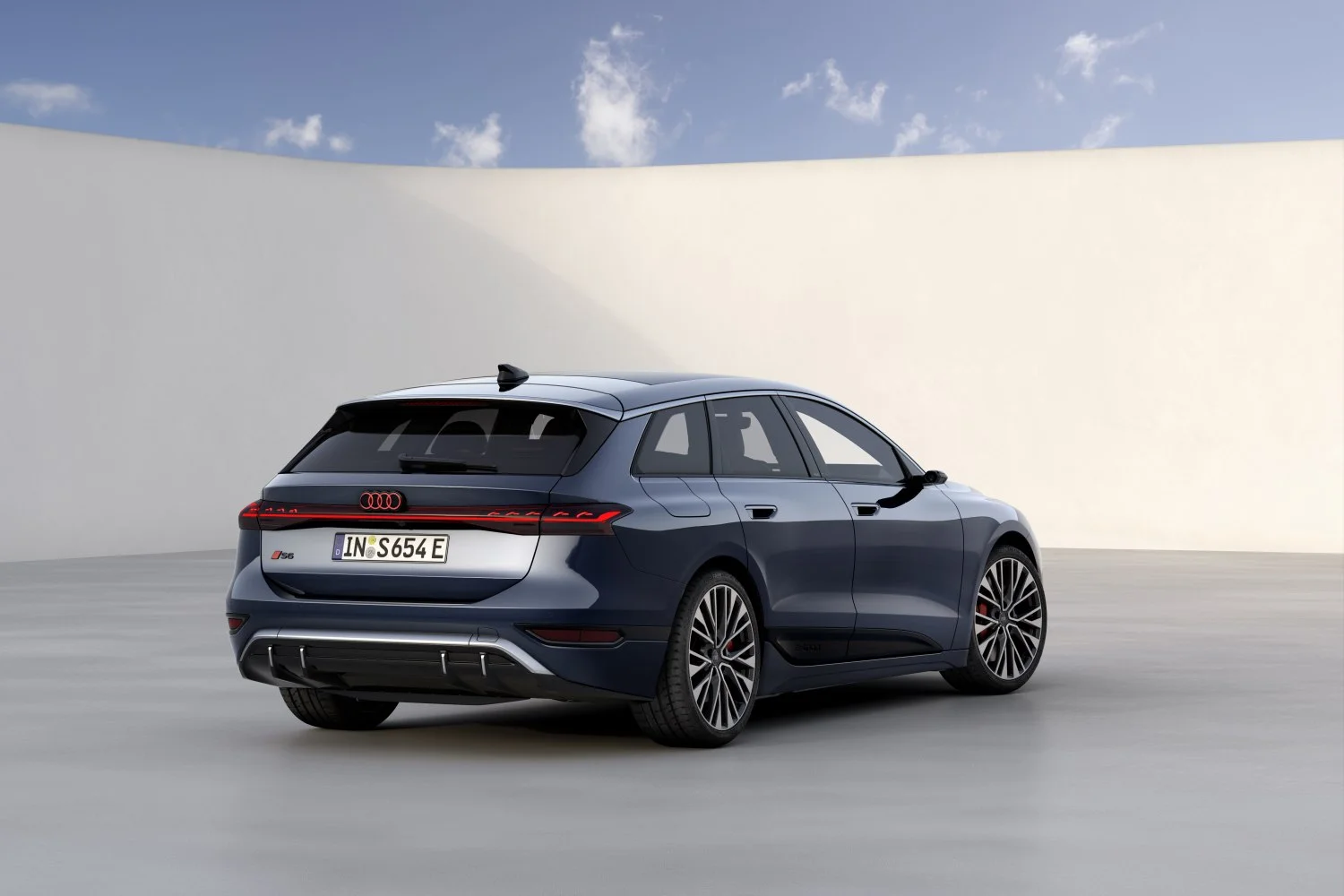 Audi S6 e-tron 100 kWh (551 Hp) quattro2024 - thumbnail 11
