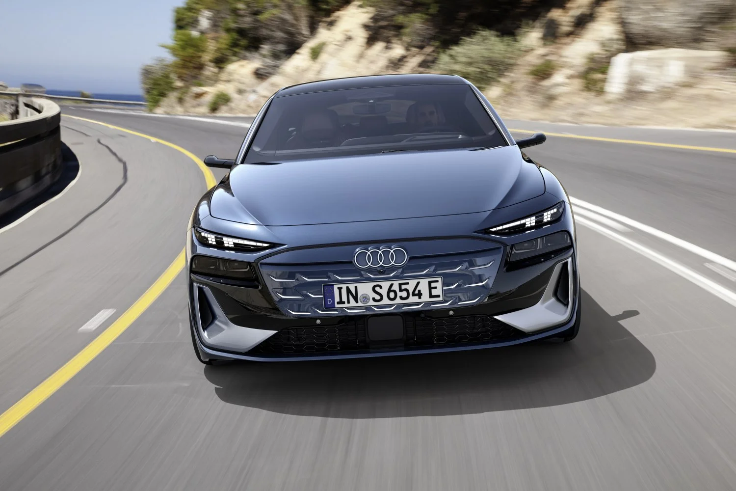 Audi S6 e-tron 100 kWh (551 Hp) quattro2024 - thumbnail 5