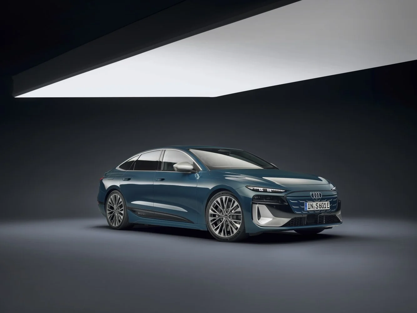 Audi S6 e-tron 100 kWh (551 Hp) quattro2024 - thumbnail 11