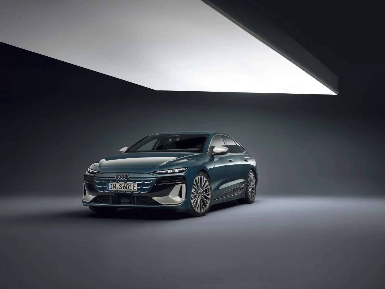 Audi S6 e-tron 100 kWh (551 Hp) quattro2024 - thumbnail 12