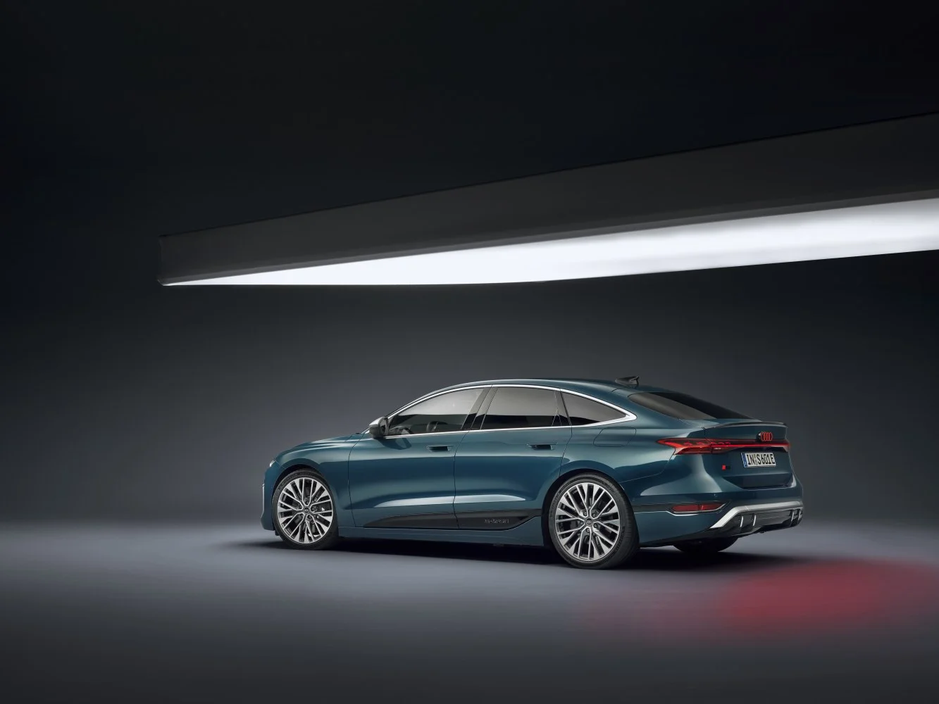 Audi S6 e-tron 100 kWh (551 Hp) quattro2024 - thumbnail 16