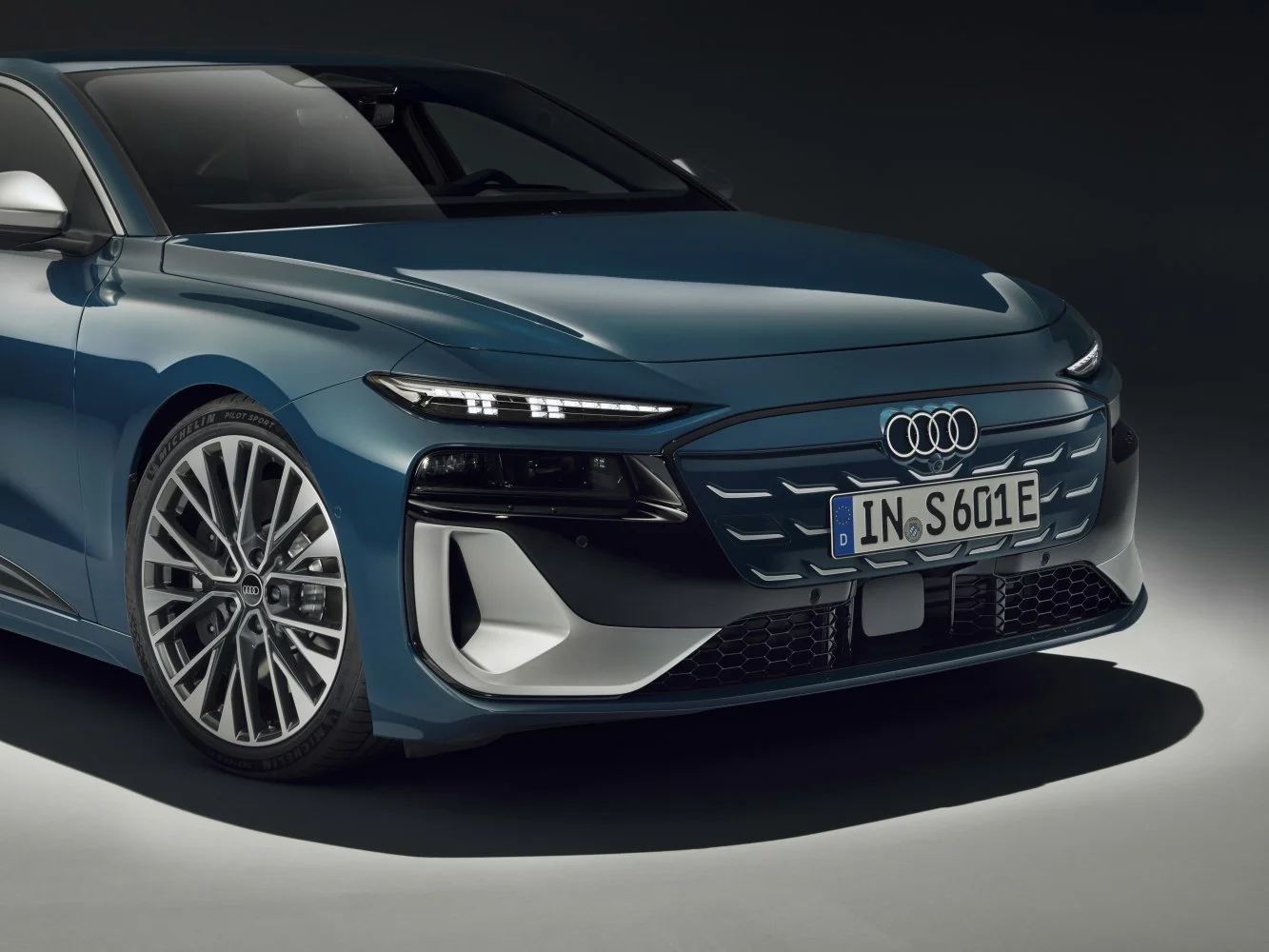 Audi S6 e-tron 100 kWh (551 Hp) quattro2024 - thumbnail 18