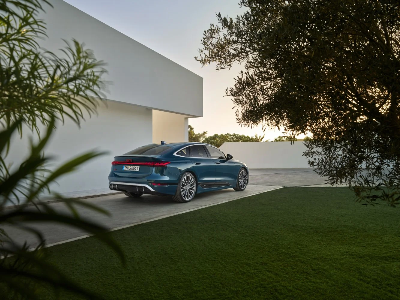 Audi S6 e-tron 100 kWh (551 Hp) quattro2024 - thumbnail 5