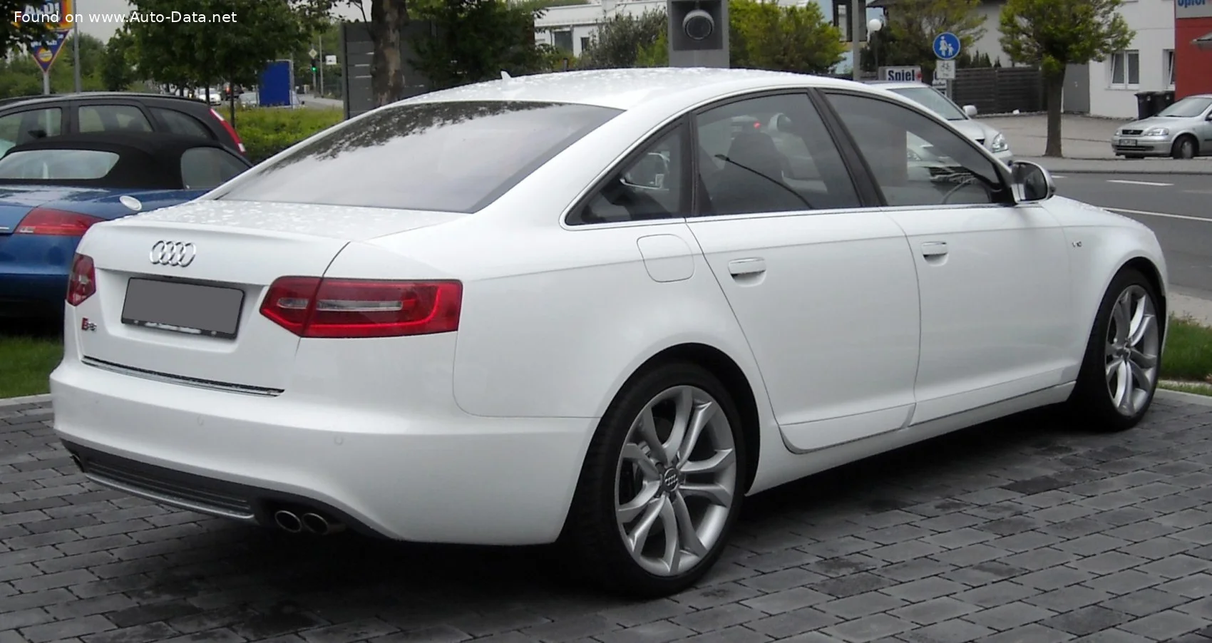 Audi S6 5.2 FSI V10 (435 Hp) quattro Tiptronic2008 - 2010 thumbnail 2