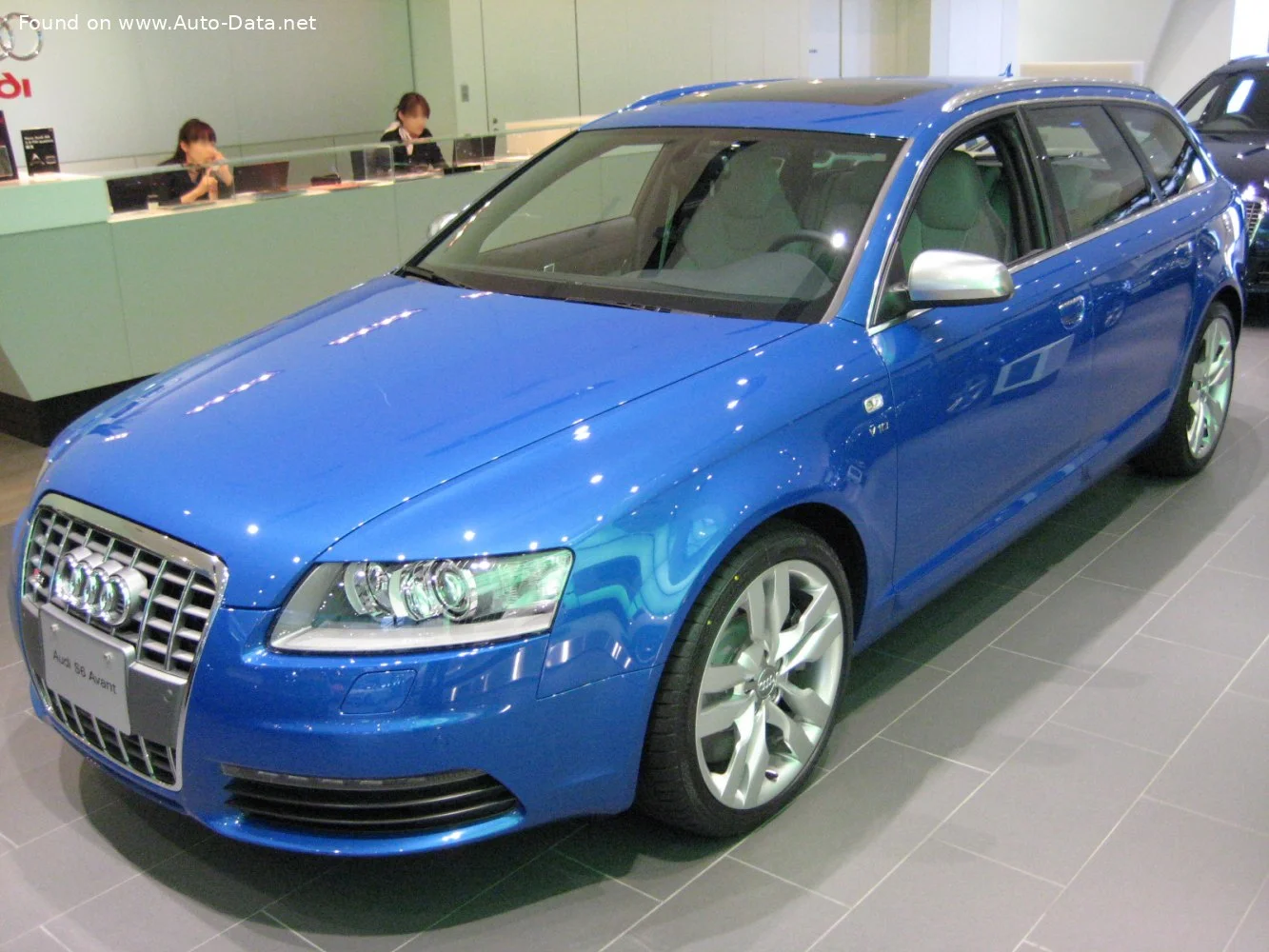 Audi S6 5.2 FSI V10 (435 Hp) quattro Tiptronic2006 - 2008 thumbnail 2