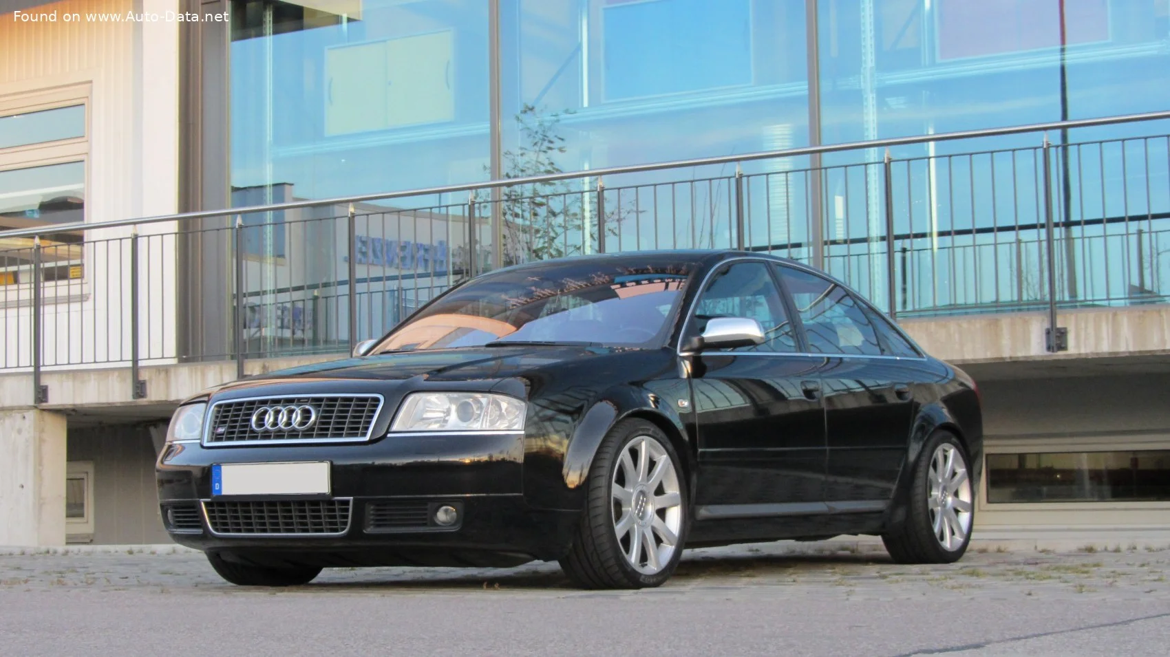 Audi S6 Audi S6 (4B,C5)