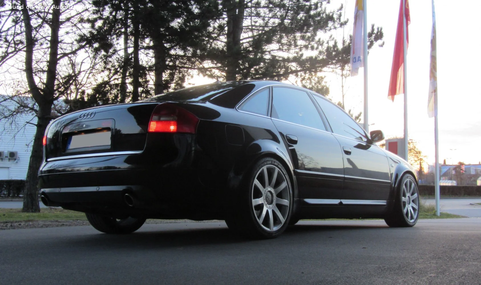 Audi S6 4.2 V8 (340 Hp) quattro1999 - 2005 thumbnail 3