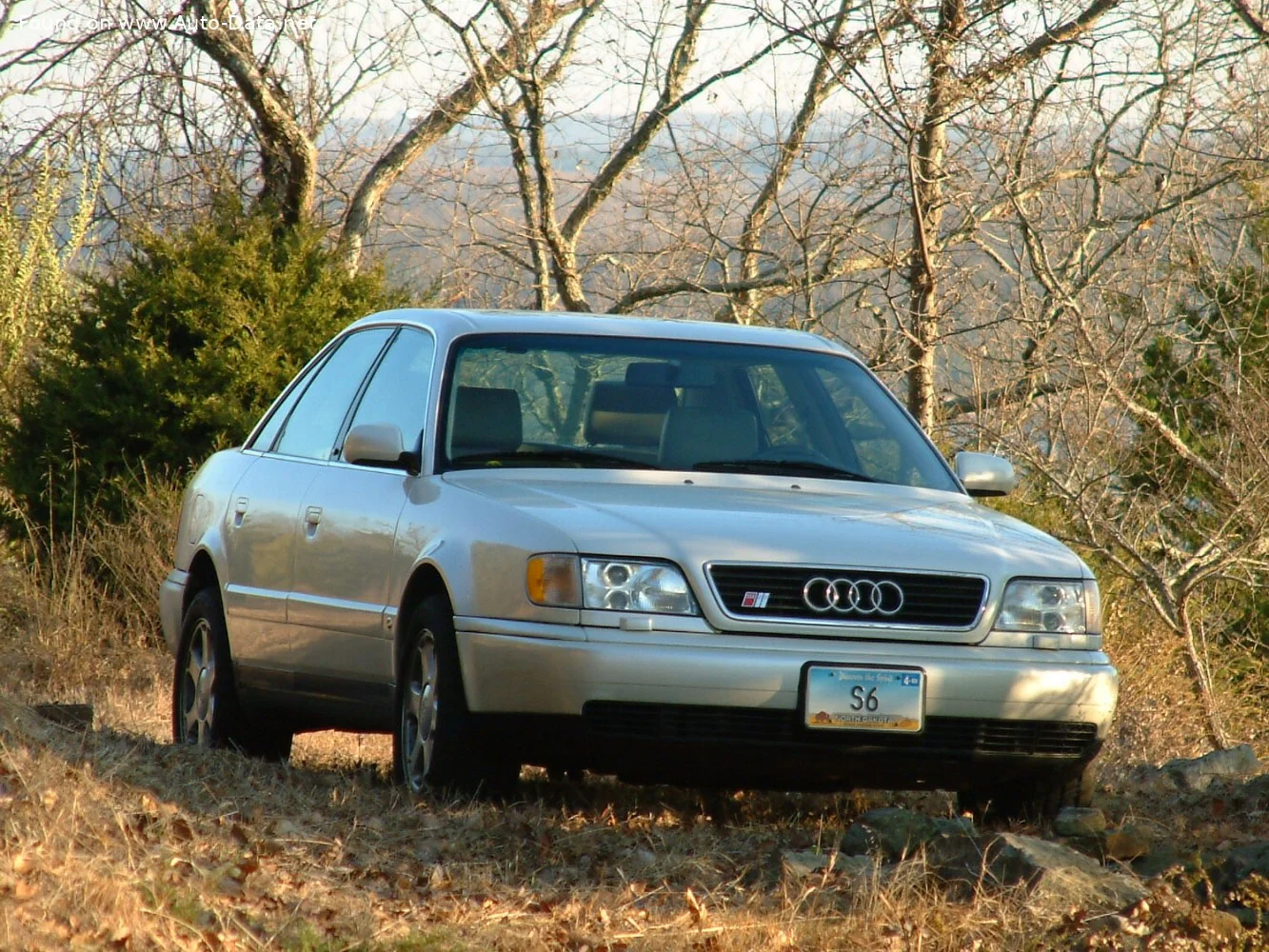 Audi S6 2.2i 20V Turbo (230 Hp) quattro Automatic1994 - 1997 thumbnail 2