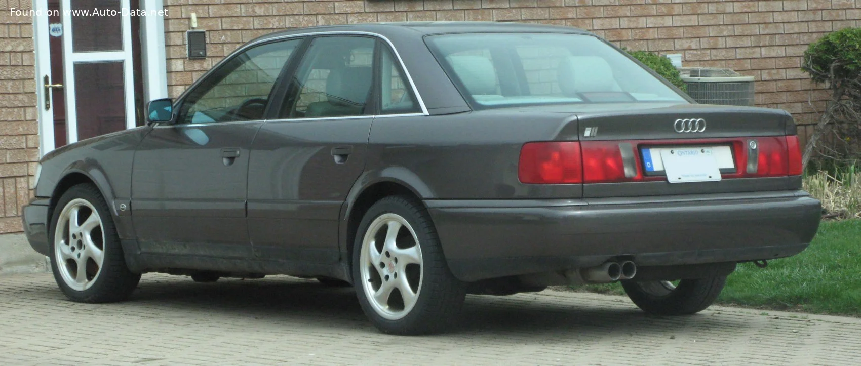 Audi S6 2.2i 20V Turbo (230 Hp) quattro Automatic1994 - 1997 thumbnail 4