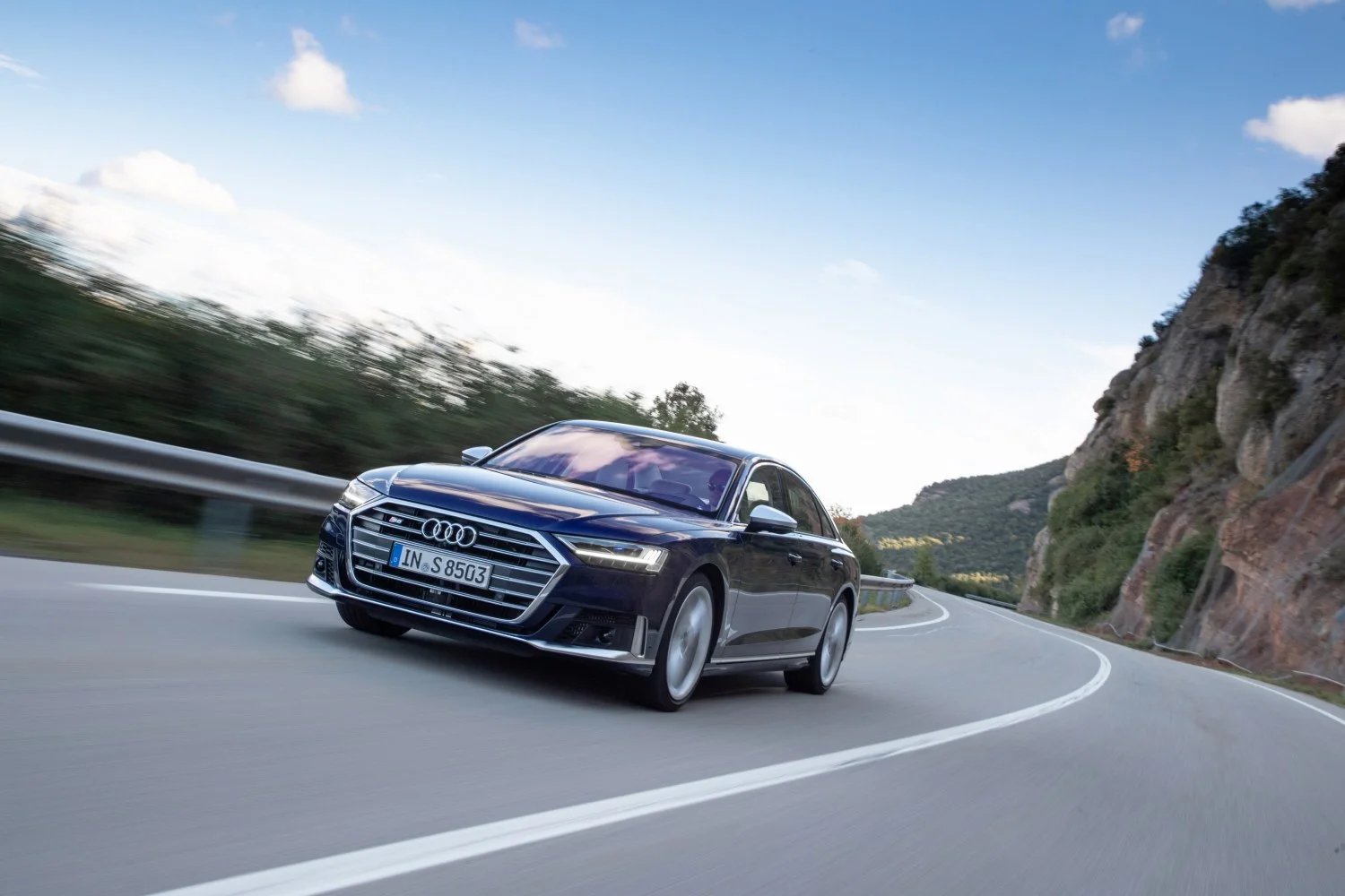 Audi S8 4.0 TFSI V8 (571 Hp) Mild Hybrid quattro tiptronic COD2020 - 2021 thumbnail 2