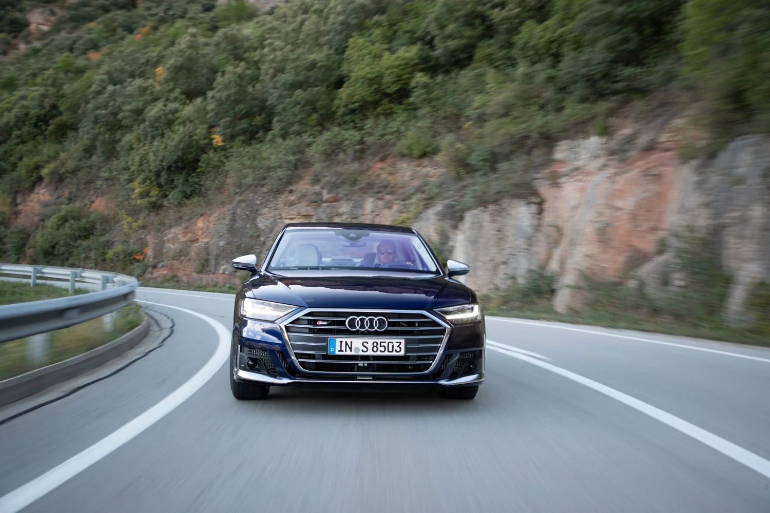 Audi S8 4.0 TFSI V8 (571 Hp) Mild Hybrid quattro tiptronic COD2020 - 2021 thumbnail 3