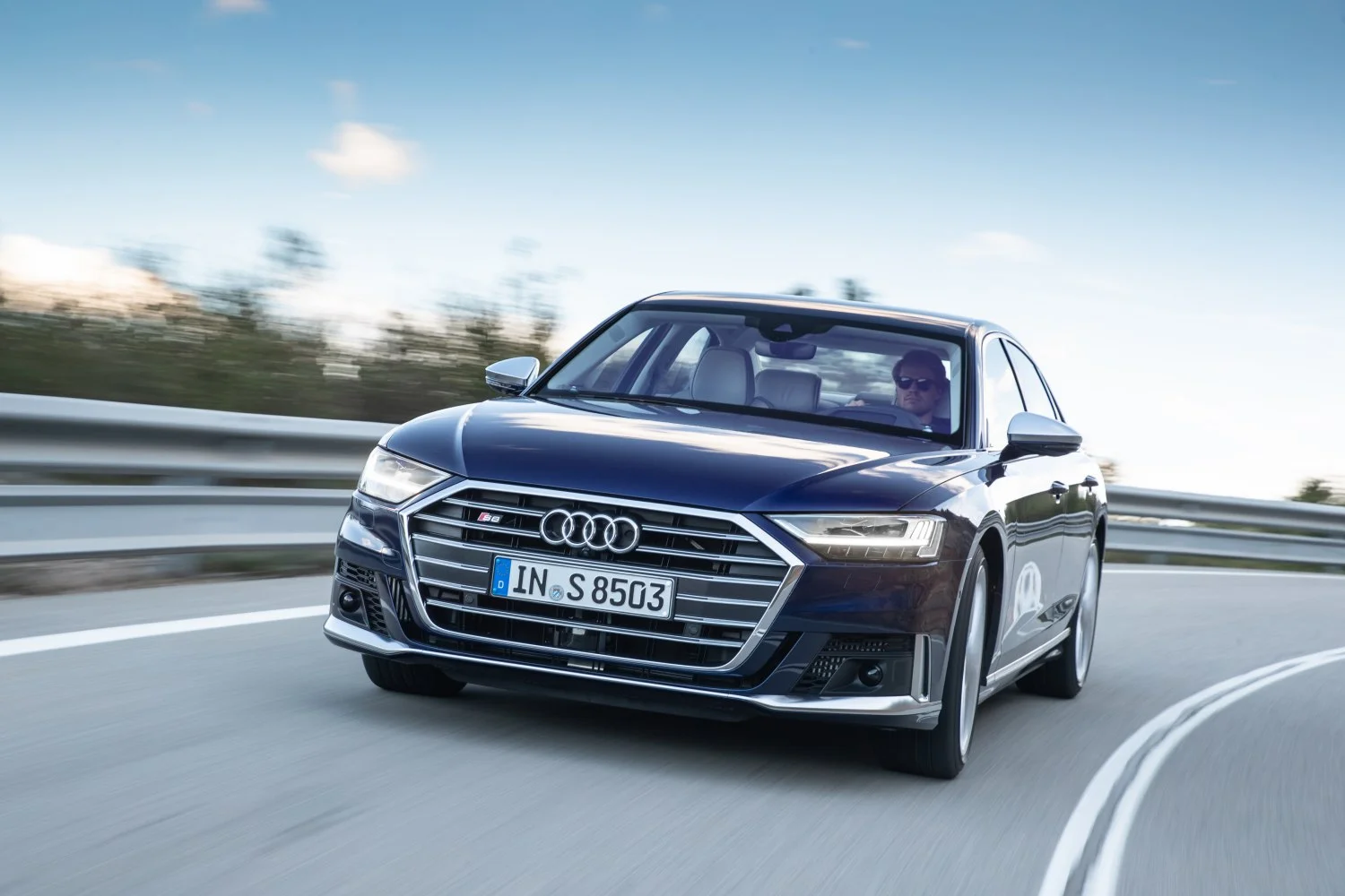 Audi S8 4.0 TFSI V8 (571 Hp) Mild Hybrid quattro tiptronic COD2020 - 2021 thumbnail 4