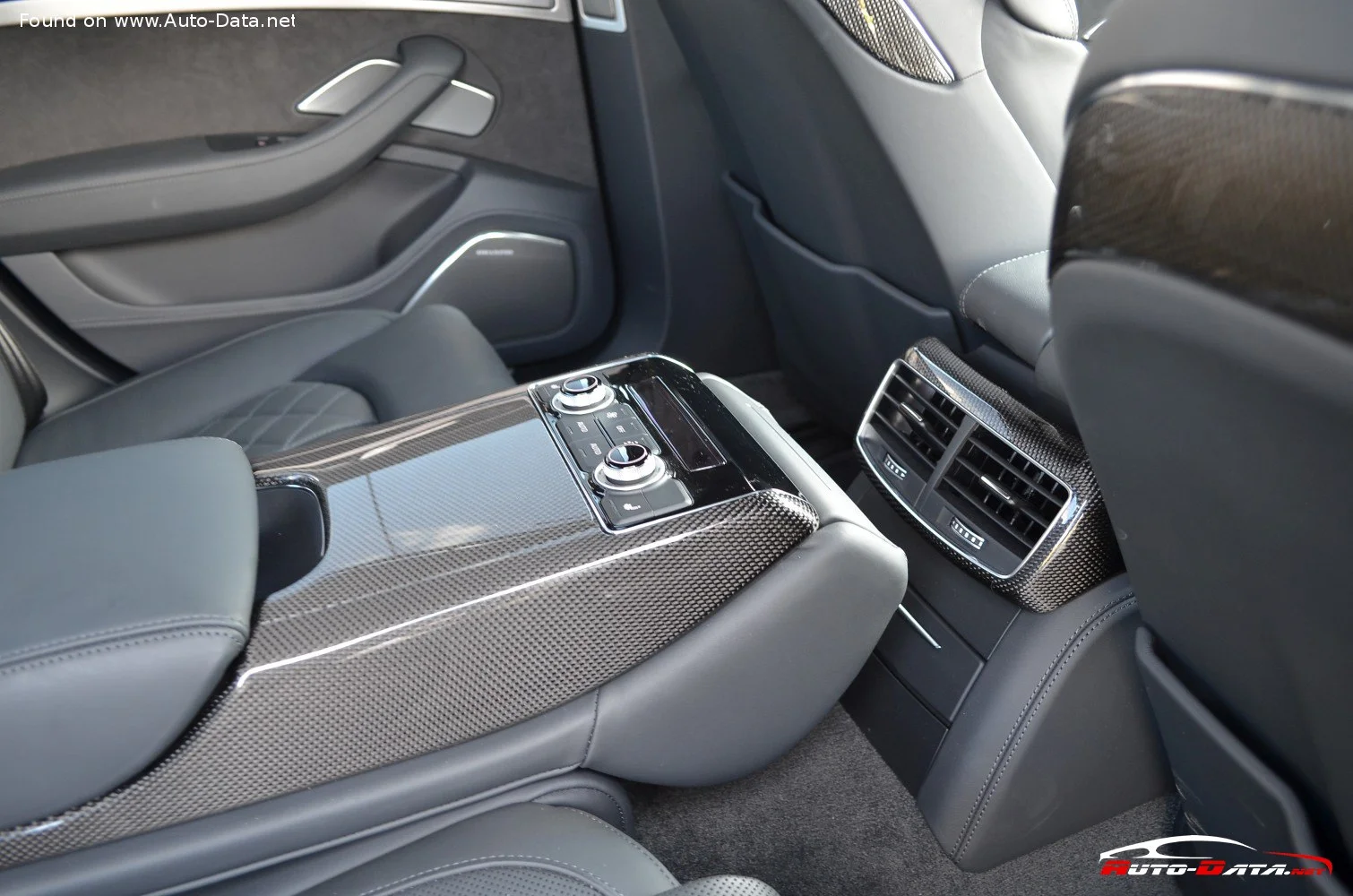 Audi S8 4.0 TFSI COD V8 (520 Hp) quattro Tiptronic2013 - 2015 thumbnail 11
