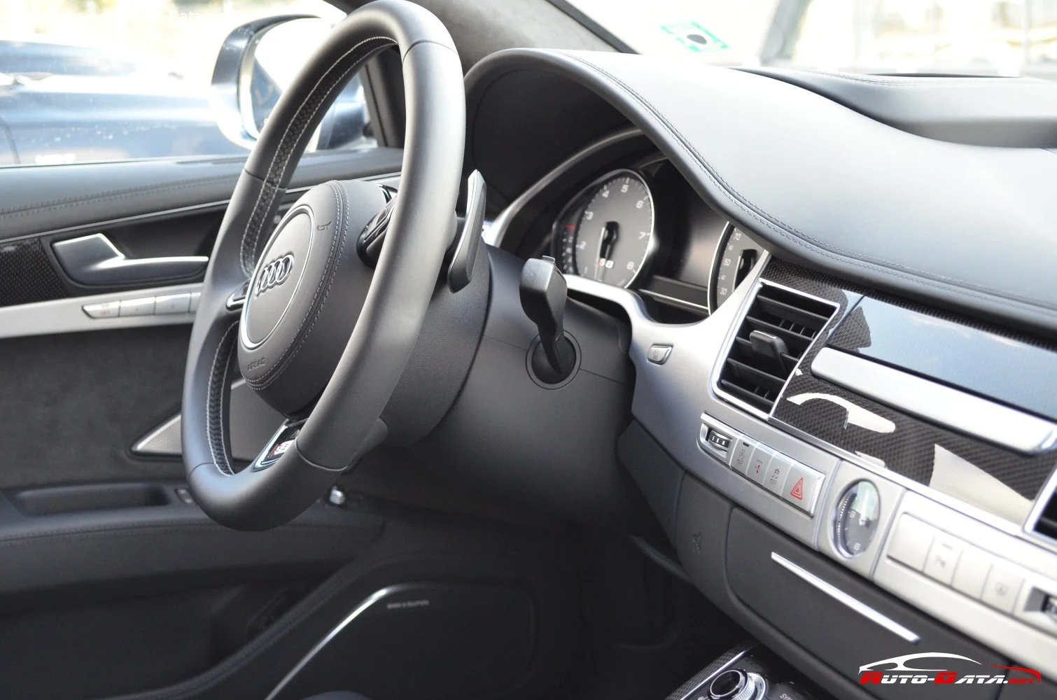 Audi S8 4.0 TFSI COD V8 (520 Hp) quattro Tiptronic2013 - 2015 thumbnail 14