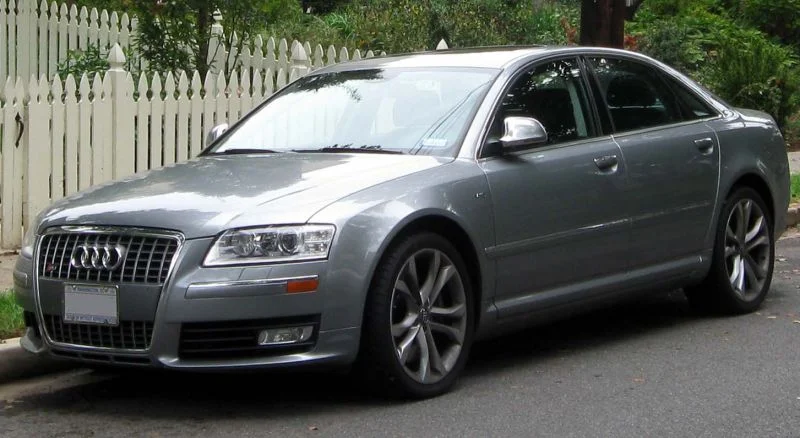 Audi S8 5.2 FSI V10 (450 Hp) quattro Tiptronic2007 - 2010 - 1