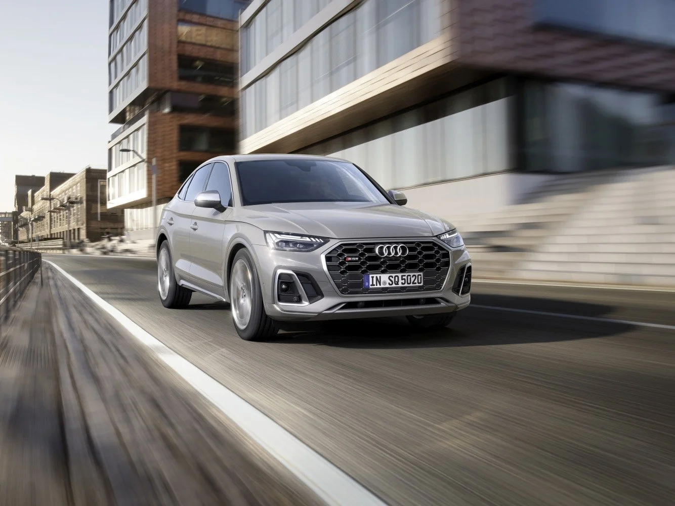 Audi SQ5 3.0 TDI V6 (341 Hp) Mild Hybrid quattro tiptronic2020 - 2024 thumbnail 8