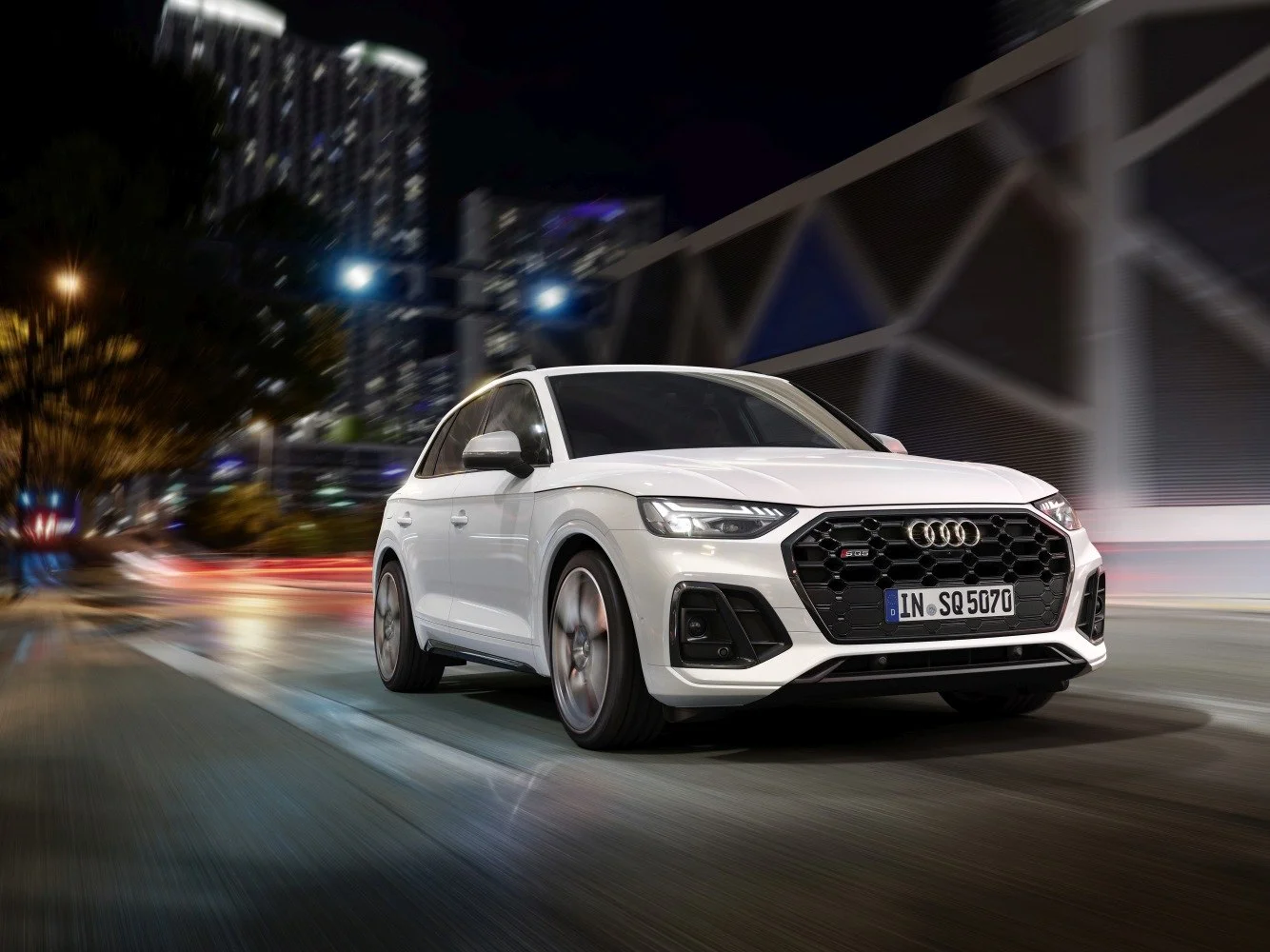 Audi SQ5 3.0 TDI V6 (341 Hp) Mild Hybrid quattro tiptronic2020 - 2024 thumbnail 8