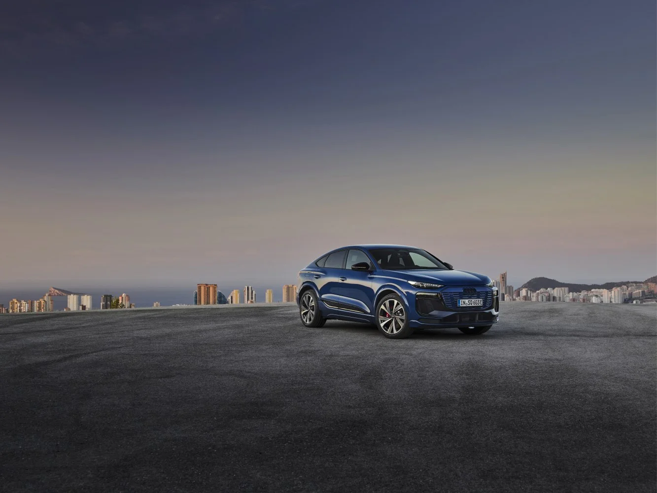 Audi SQ6 e-tron 100 kWh (517 Hp) quattro2024 - thumbnail 11