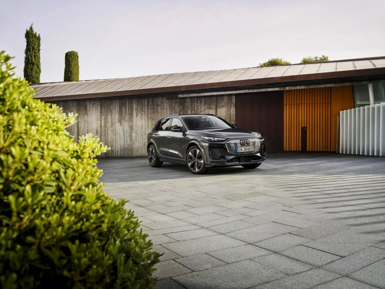 Audi SQ6 e-tron 100 kWh (517 Hp) quattro2024 - thumbnail 13