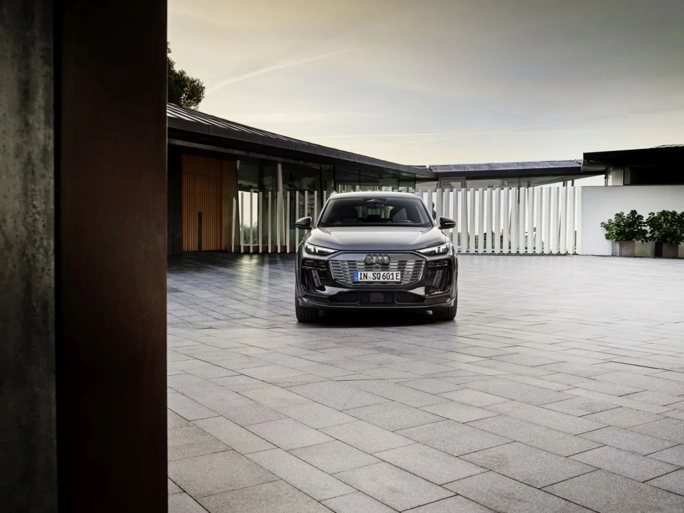 Audi SQ6 e-tron 100 kWh (517 Hp) quattro2024 - thumbnail 7