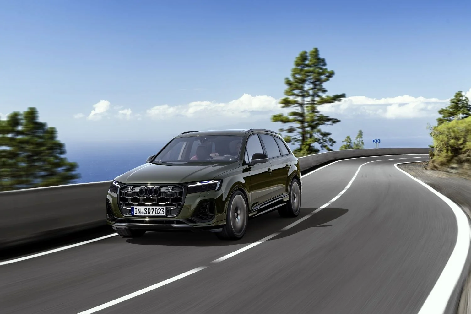 Audi SQ7 4.0 TFSI V8 (507 Hp) quattro tiptronic2024 - thumbnail 18