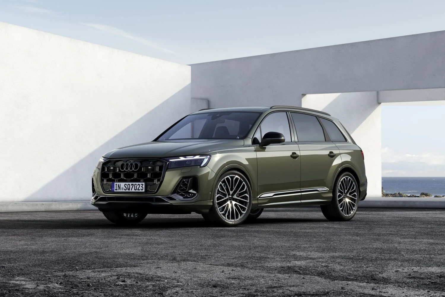 Audi SQ7 4.0 TFSI V8 (507 Hp) quattro tiptronic2024 - thumbnail 3