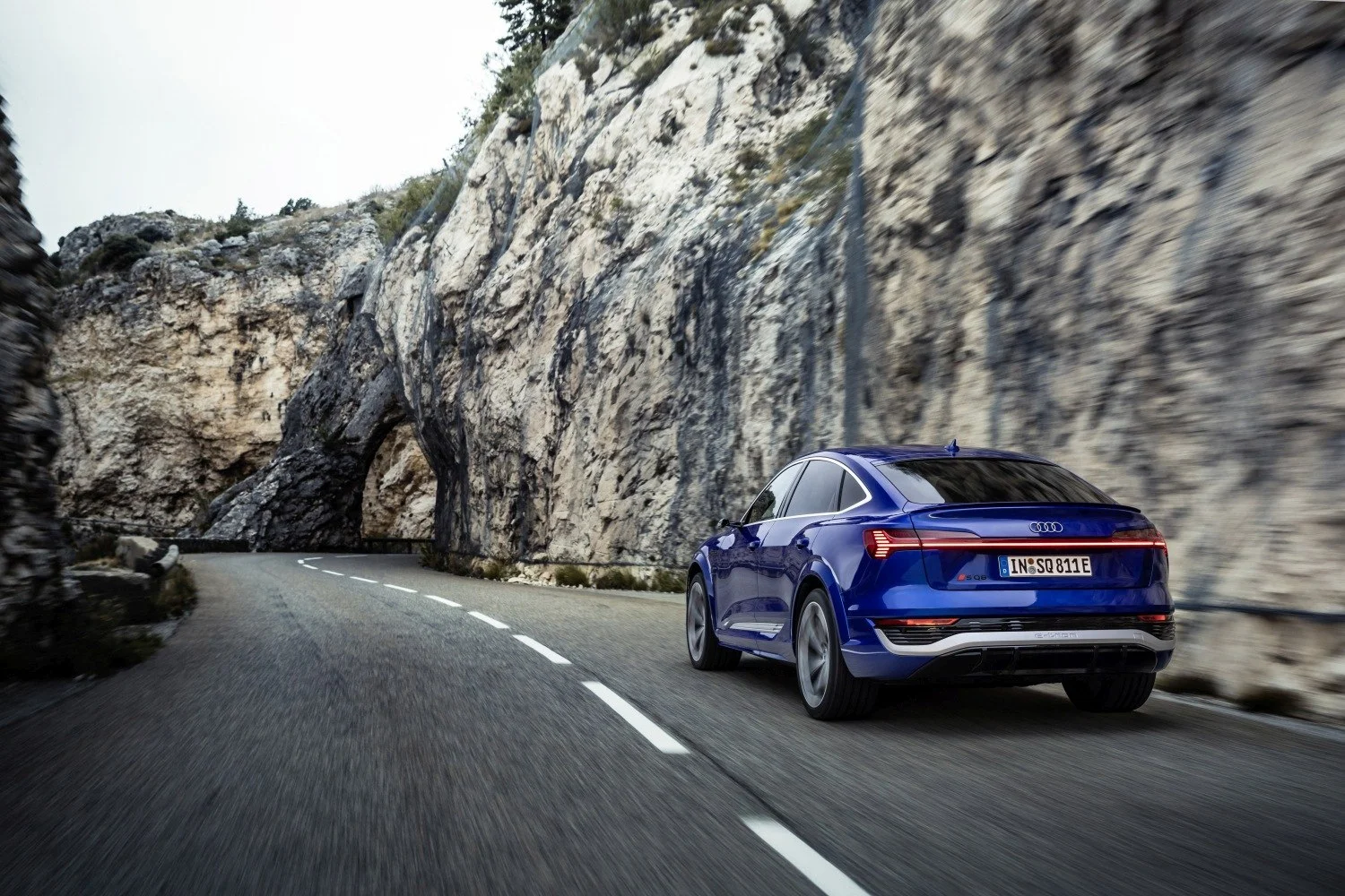 Audi SQ8 e-tron 114 kWh (503 Hp) quattro2022 - thumbnail 5