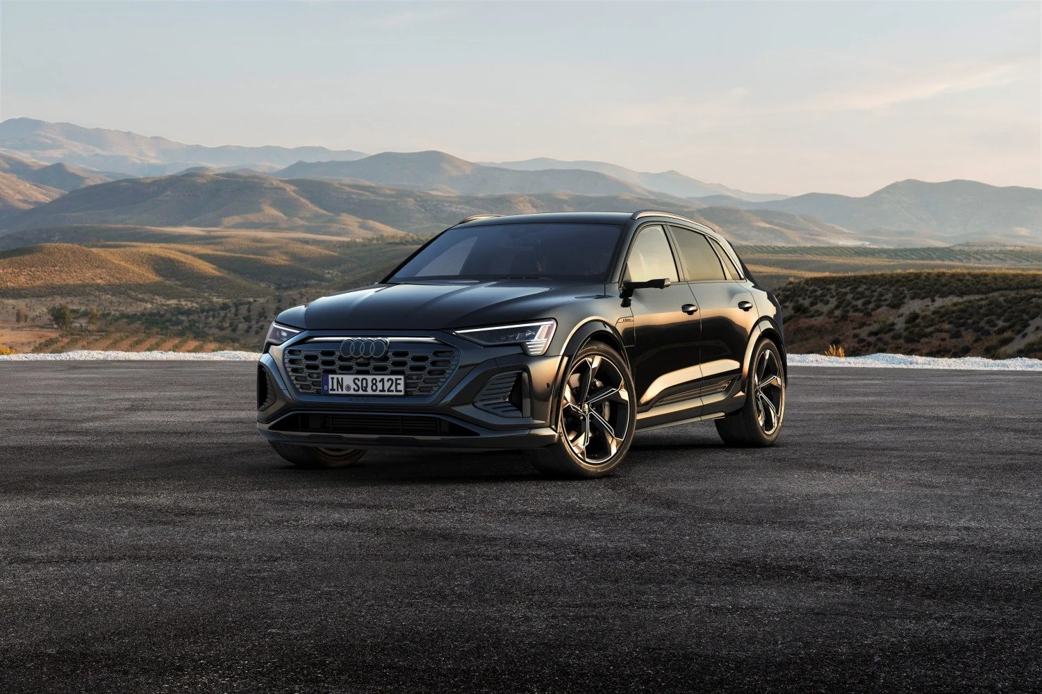 Audi SQ8 e-tron 114 kWh (503 Hp) quattro2022 - - 1