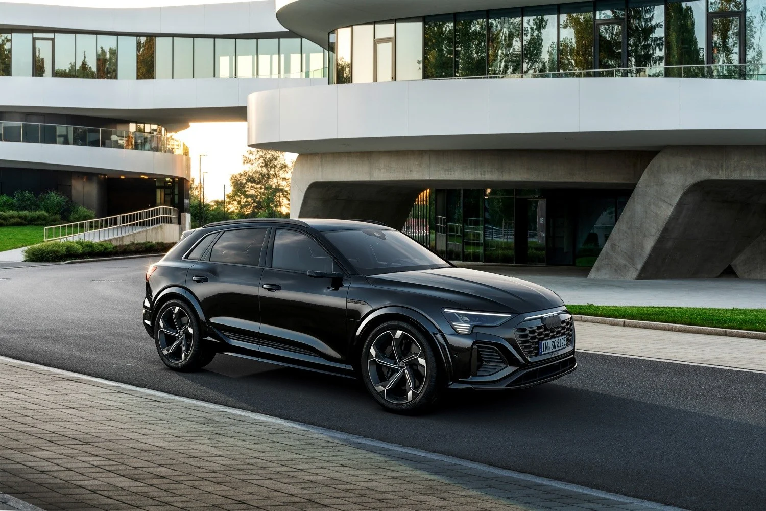 Audi SQ8 e-tron 114 kWh (503 Hp) quattro2022 - thumbnail 11