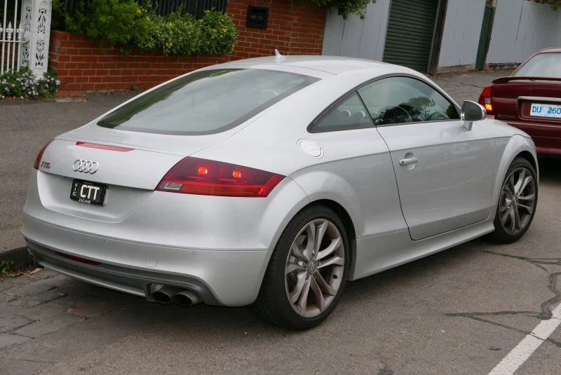 Audi TT 2.0 TFSI (272 Hp) quattro2010 - 2014 thumbnail 2