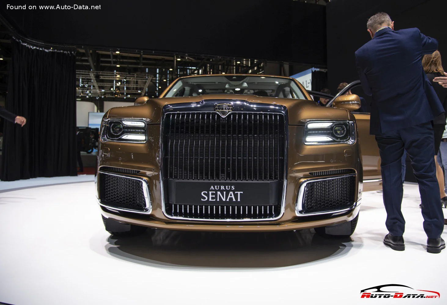 Aurus Senat S600 4.4 V8 (598 Hp) Hybrid AWD Automatic2018 - thumbnail 16