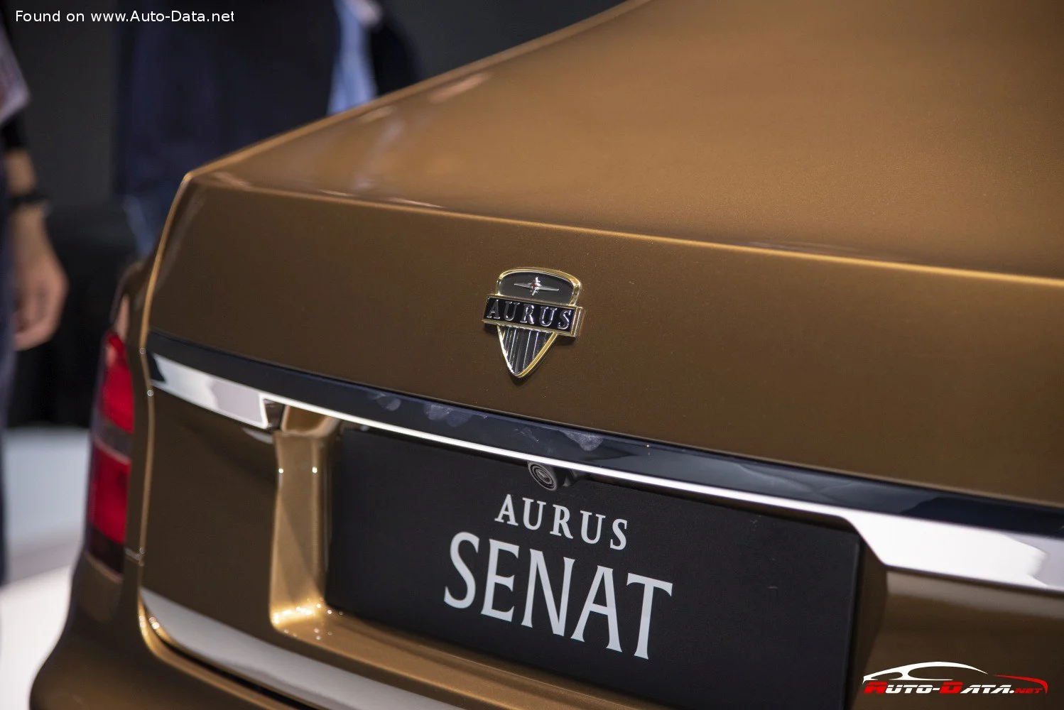 Aurus Senat S600 4.4 V8 (598 Hp) Hybrid AWD Automatic2018 - thumbnail 8