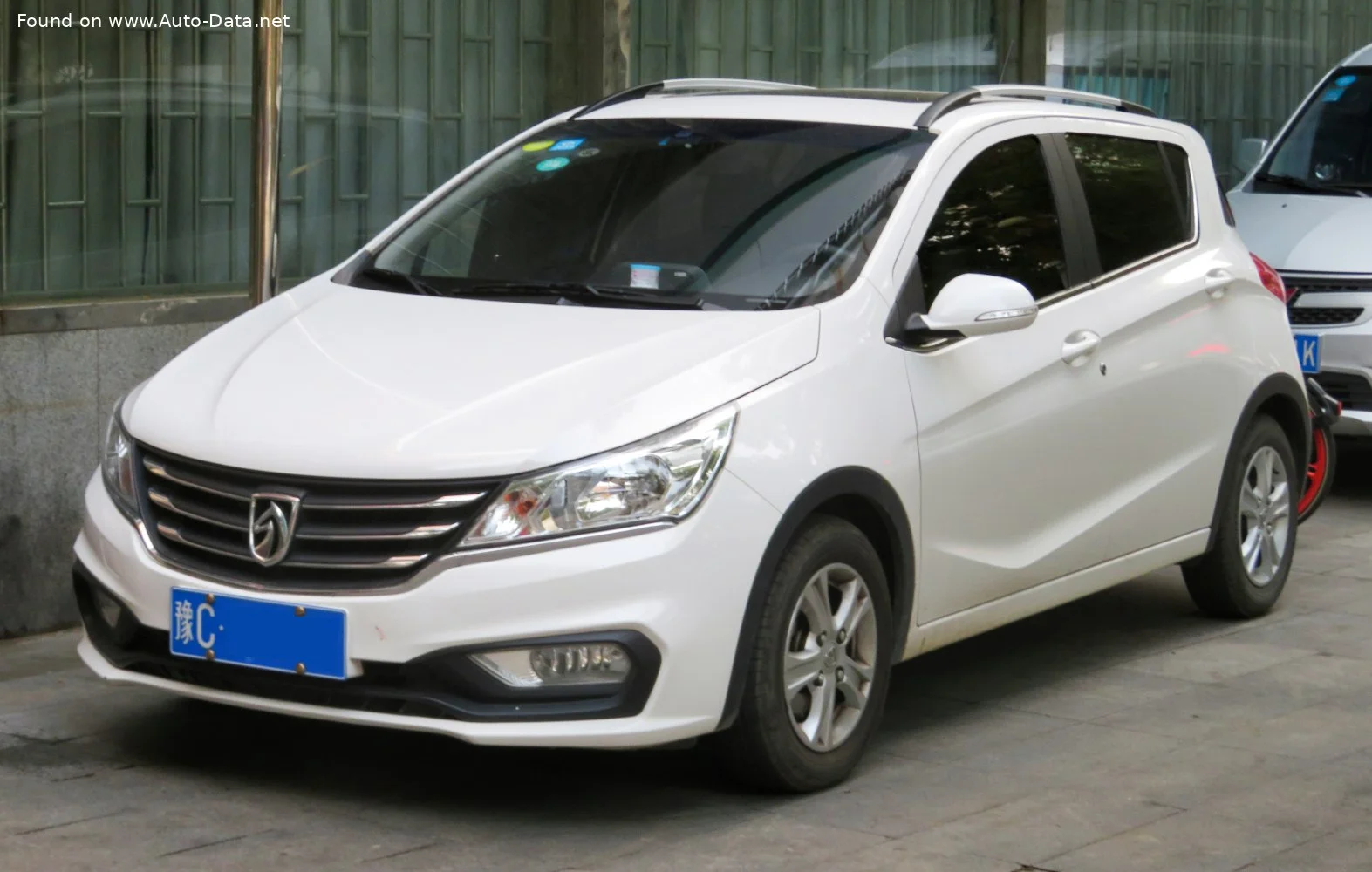 Baojun 310 1.2L (77 Hp)2017 - 2019 - 1