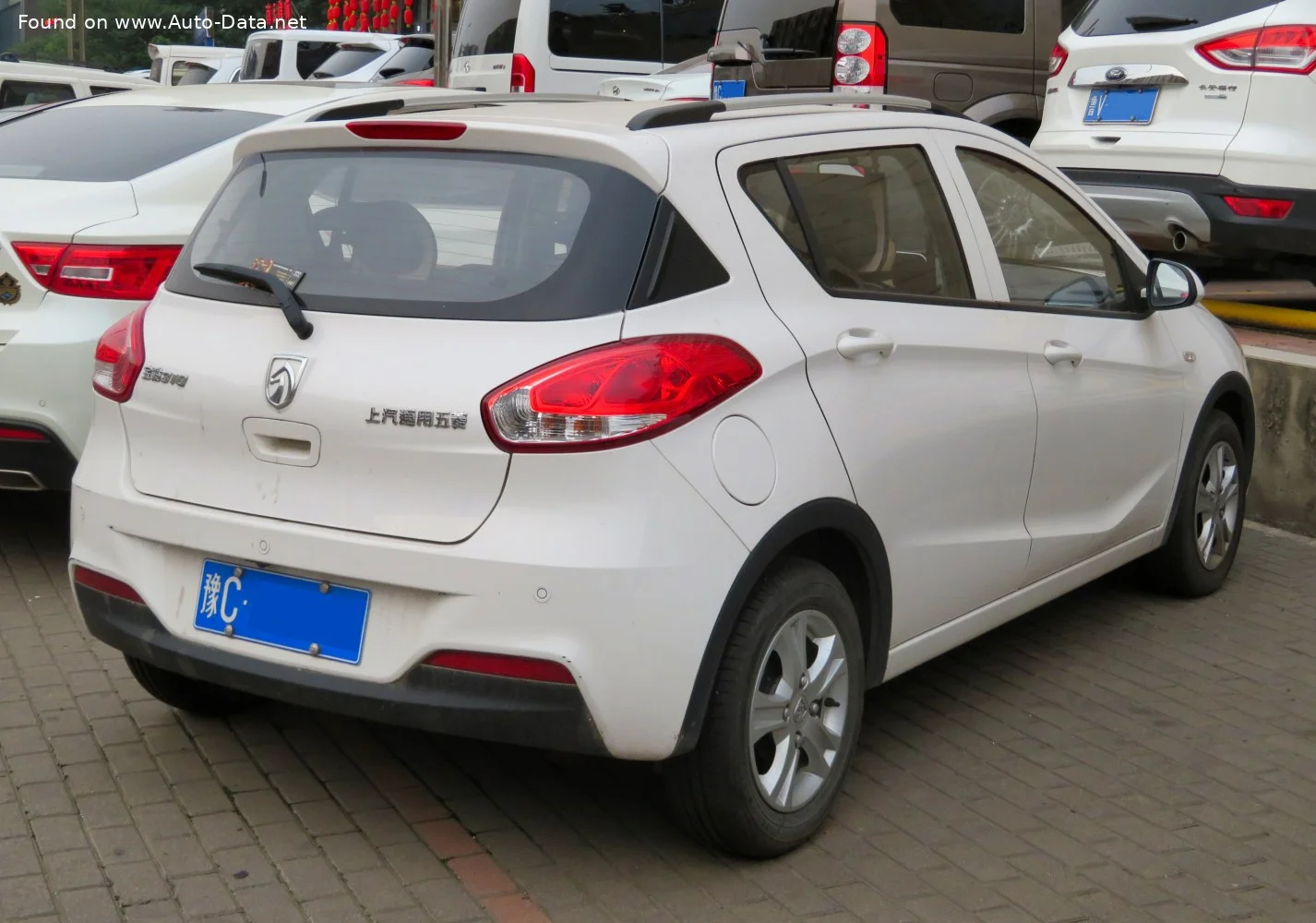Baojun 310 1.2L (77 Hp)2017 - 2019 thumbnail 2