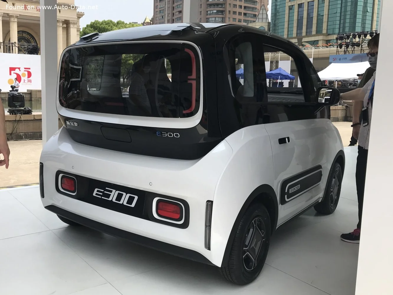 Baojun E300/KiWi EV 31 kWh (54 Hp) Electric2020 - 2021 thumbnail 3
