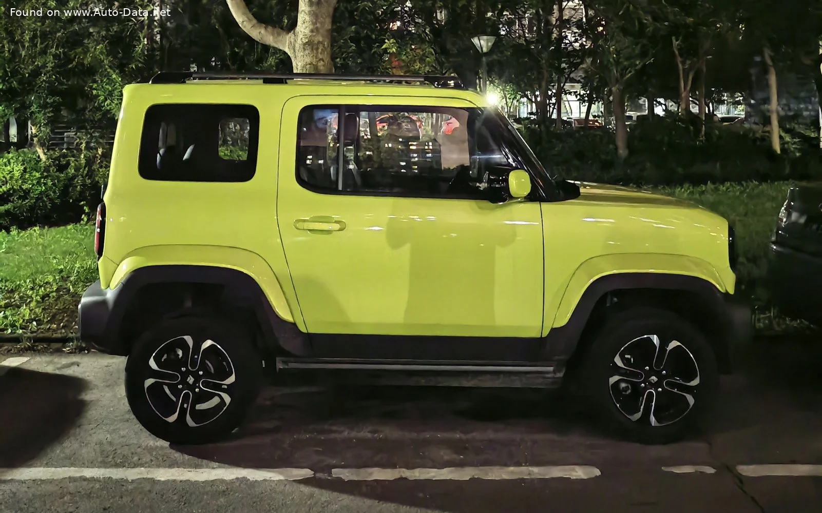 Baojun Yep 28.1 kWh (68 Hp) Electric2023 - thumbnail 4