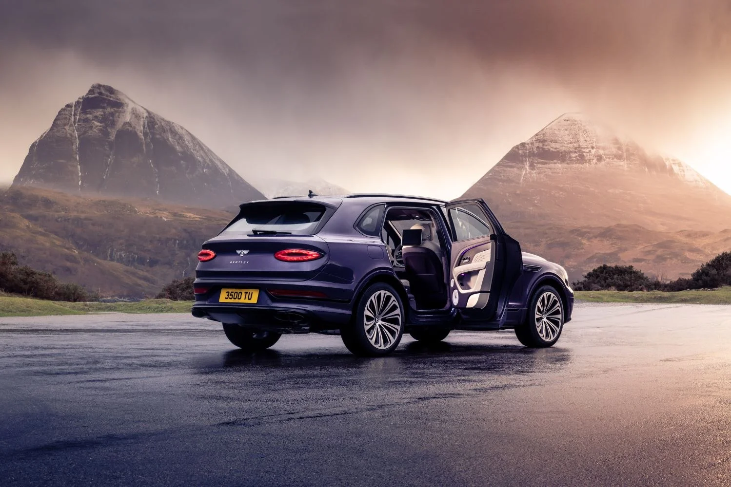 Bentley Bentayga 4.0 V8 (550 Hp) 4WD Automatic2022 - thumbnail 6
