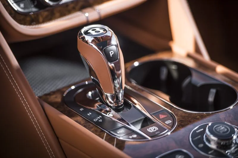 Bentley Bentayga 3.0 TFSi V6 (449 Hp) Plug-in Hybrid AWD Automatic2018 - 2020 thumbnail 6