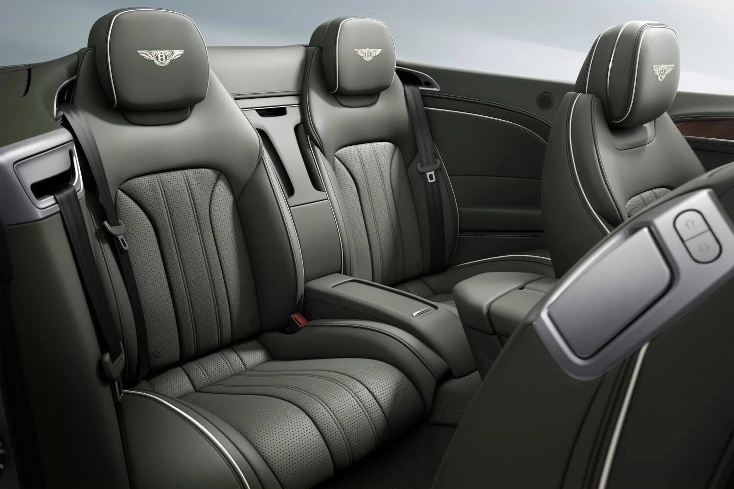 Bentley Continental 4.0 V8 TFSi (680 Hp) High Performance Hybrid AWD DCT2025 - thumbnail 5