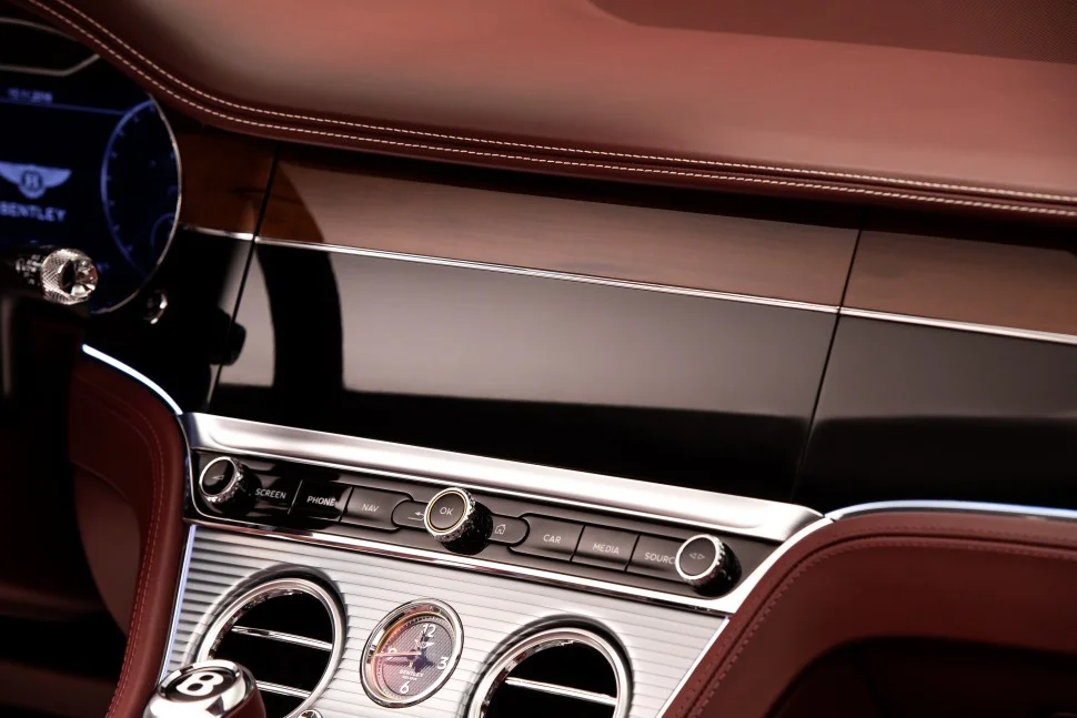 Bentley Continental 4.0 V8 (550 Hp) AWD DCT2019 - 2024 thumbnail 11