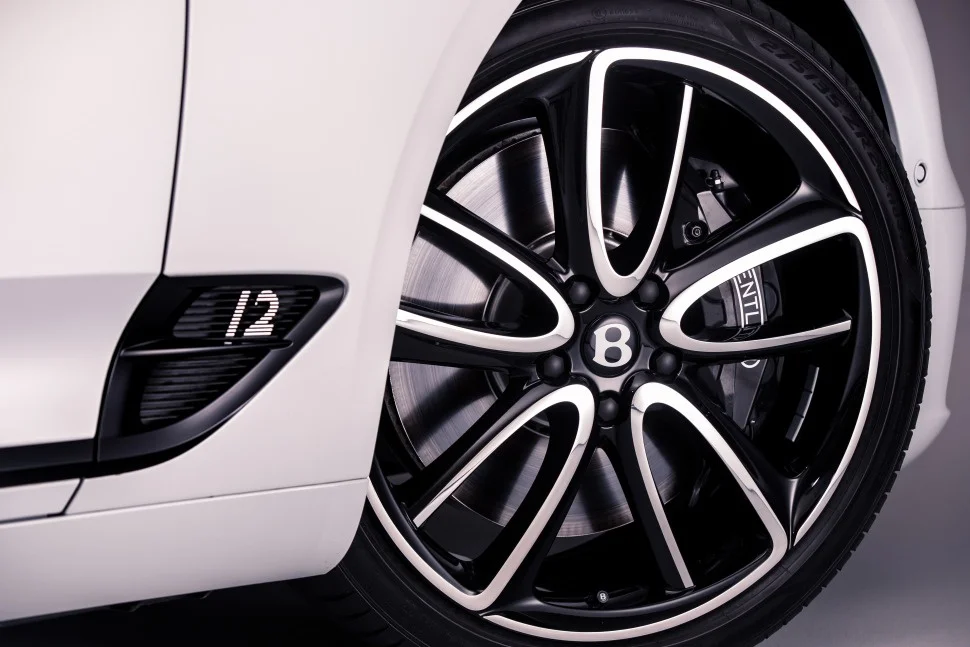 Bentley Continental 4.0 V8 (550 Hp) AWD DCT2019 - 2024 thumbnail 16