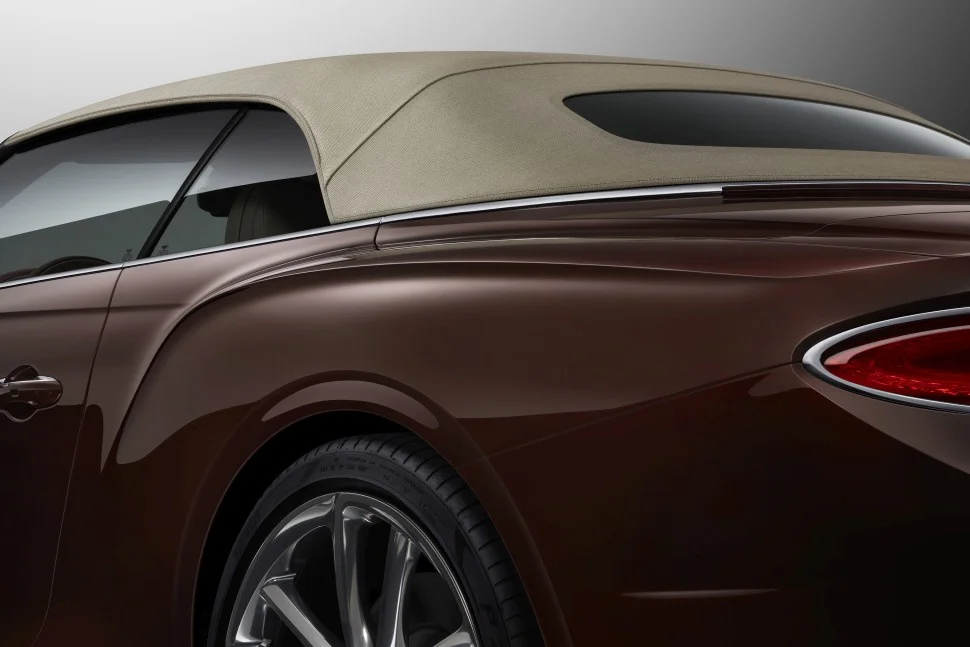 Bentley Continental 4.0 V8 (550 Hp) AWD DCT2019 - 2024 thumbnail 7