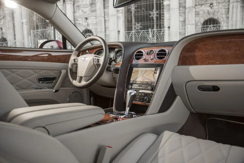 Bentley Flying Spur 4.0 V8 (507 Hp) AWD Automatic2015 - 2019 thumbnail 12