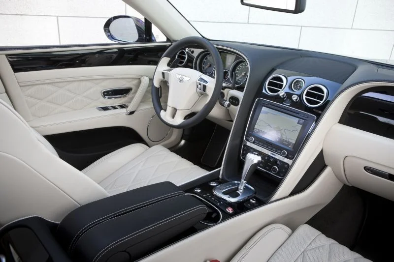 Bentley Flying Spur 4.0 V8 (507 Hp) AWD Automatic2015 - 2019 thumbnail 3