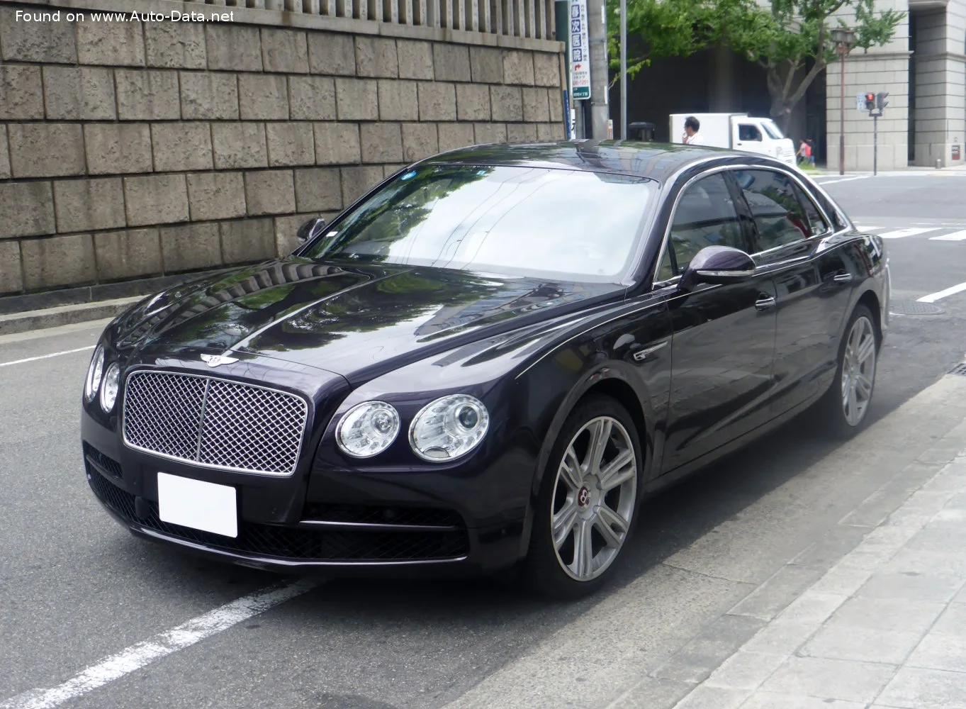 Bentley Flying Spur 4.0 V8 (500 Hp)2014 - 2015 thumbnail 9