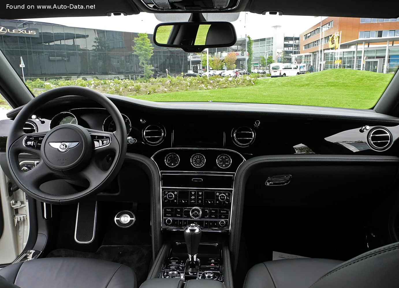 Bentley Mulsanne 6.75 V8 (512 Hp) Automatic2010 - 2016 thumbnail 7