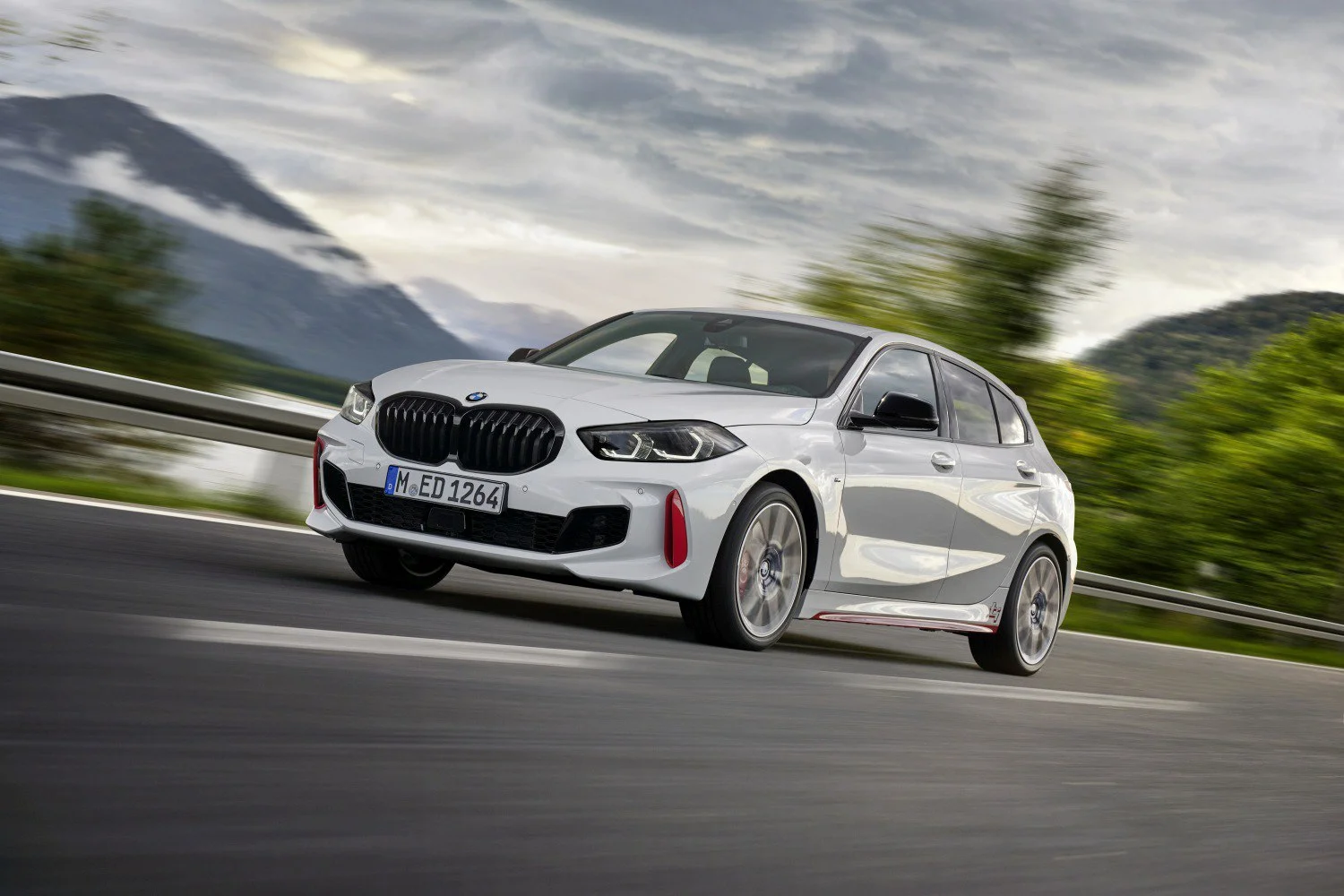 BMW 1 Series 116d (116 Hp)2019 - 2024 thumbnail 15